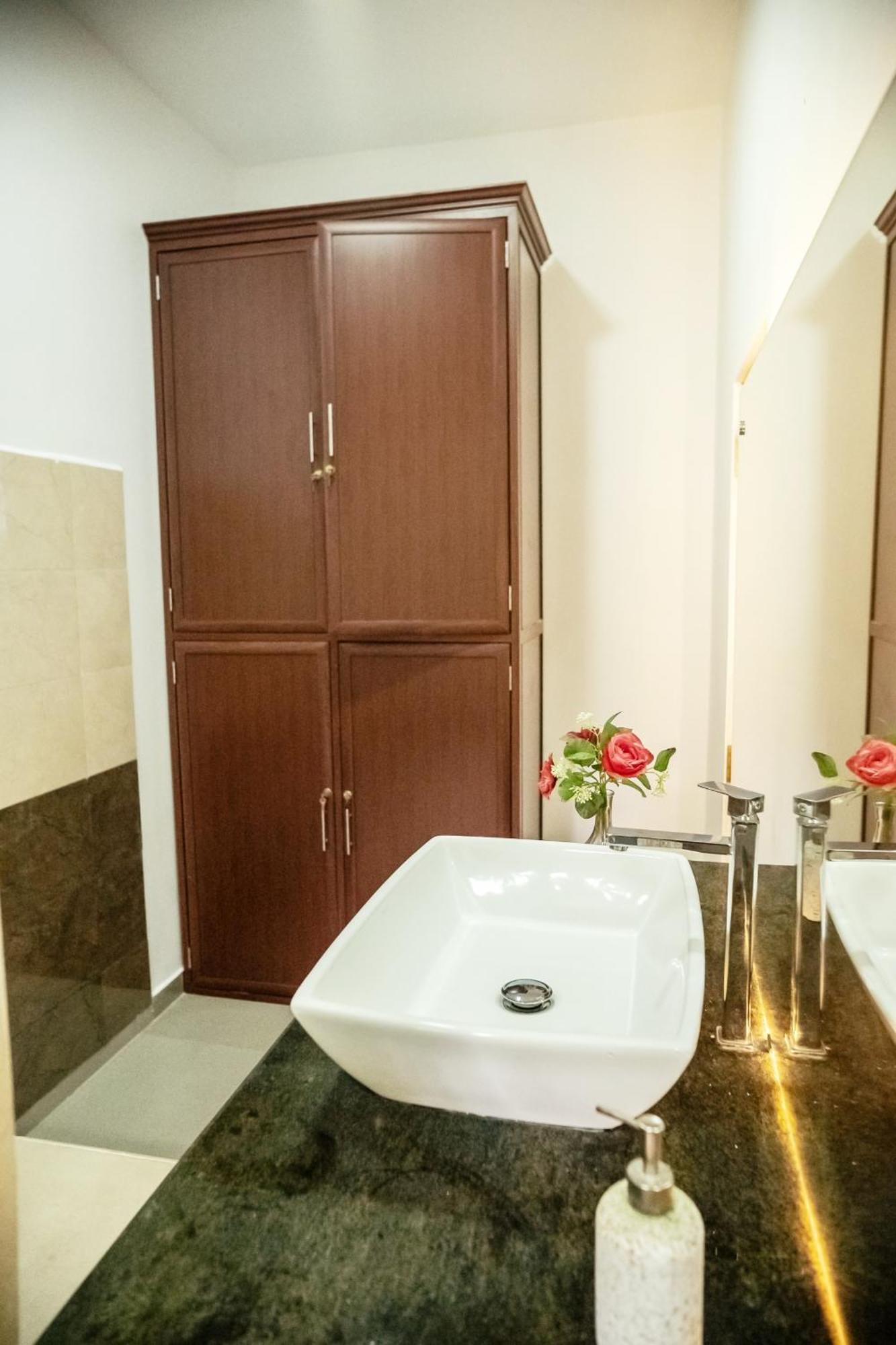 The Elegance Hotel Kalutara Luaran gambar